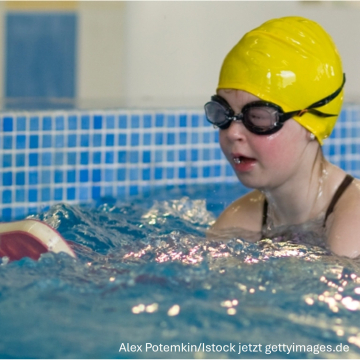 FortgeschSchwimmen_Alex Ptemkin_istock_jetzt_gettyimages